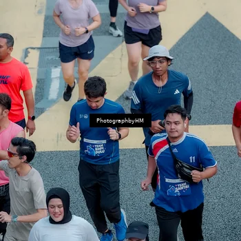 Runner Photo 4574884