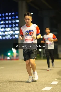 Runner Photo 4574894