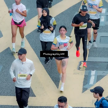 Runner Photo 4575000