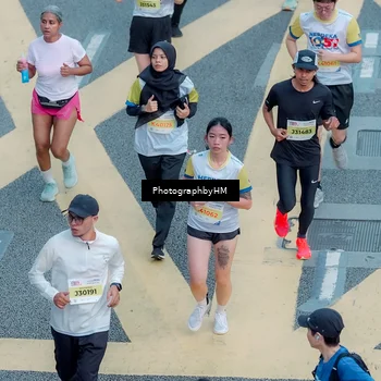 Runner Photo 4575002