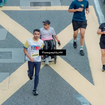 Runner Photo 4575060