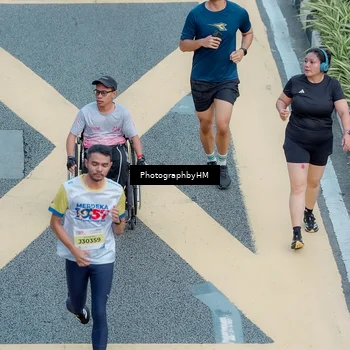 Runner Photo 4575077