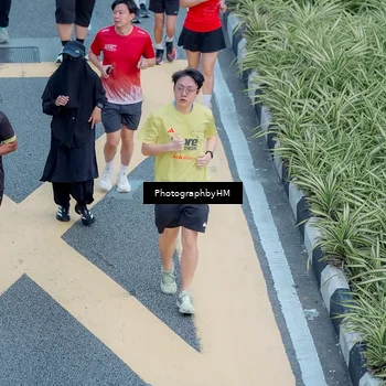 Runner Photo 4575084