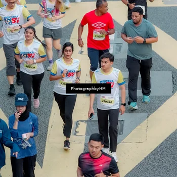 Runner Photo 4575153