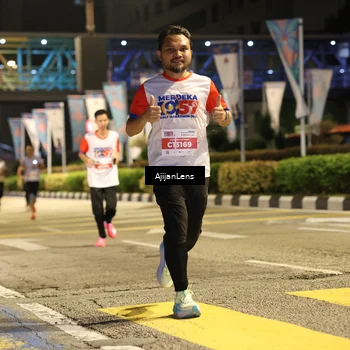 Runner Photo 4575262