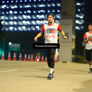 Runner Photo 4575370