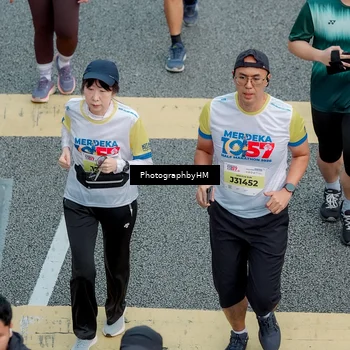 Runner Photo 4575399