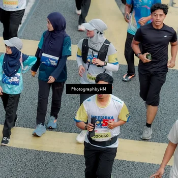 Runner Photo 4575471