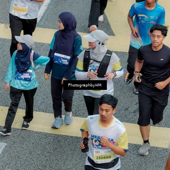 Runner Photo 4575476