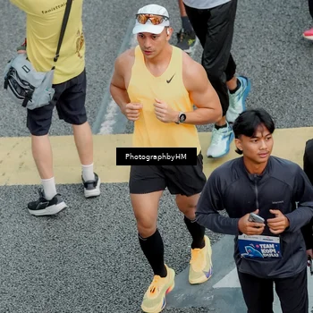 Runner Photo 4575574