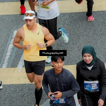 Runner Photo 4575587
