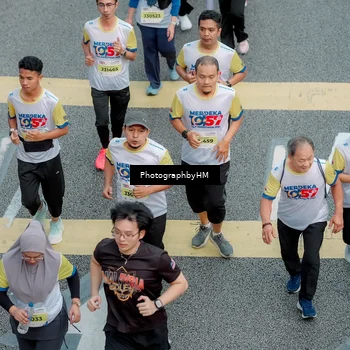 Runner Photo 4575607
