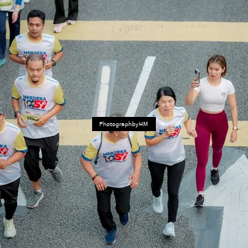 Runner Photo 4575639