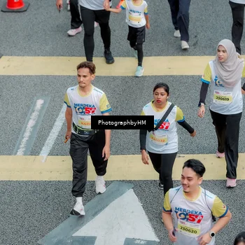 Runner Photo 4575654