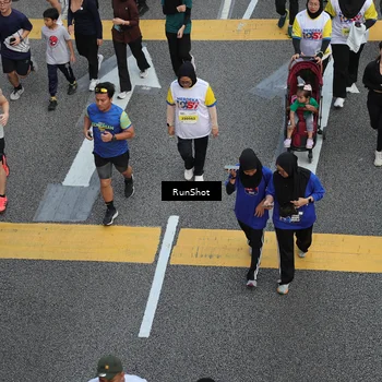 Runner Photo 4575659