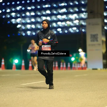 Runner Photo 4575673