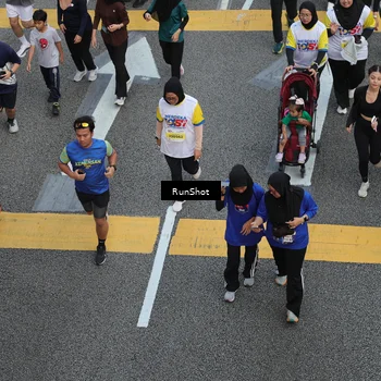 Runner Photo 4575699