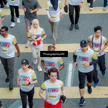 Runner Photo 4575702