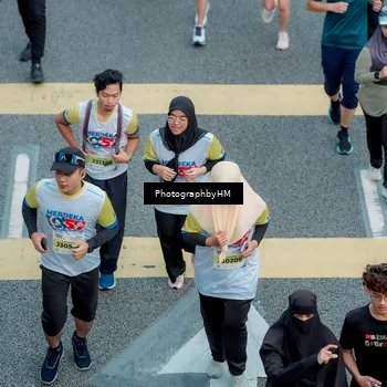 Runner Photo 4575711
