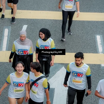 Runner Photo 4575729