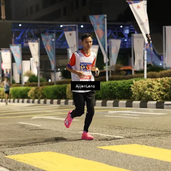 Runner Photo 4575745