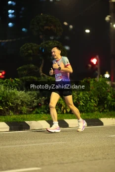 Runner Photo 4575750