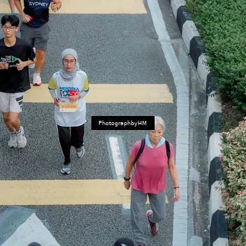Runner Photo 4575762