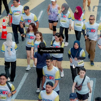 Runner Photo 4575765