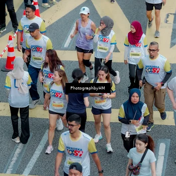 Runner Photo 4575773
