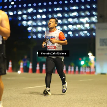 Runner Photo 4575800
