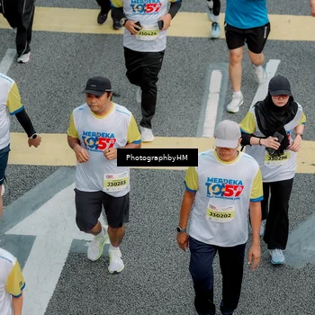 Runner Photo 4575843
