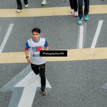 Runner Photo 4575986