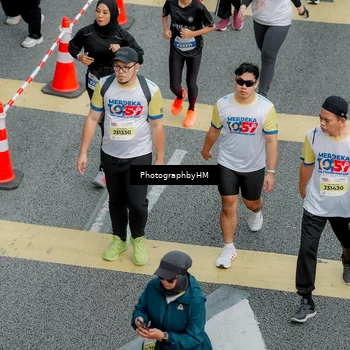 Runner Photo 4576133