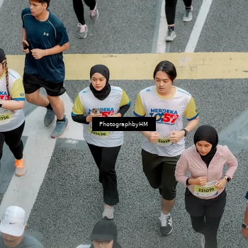Runner Photo 4576355
