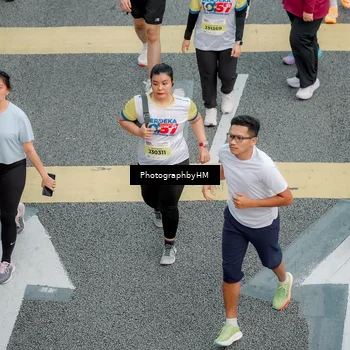 Runner Photo 4576363