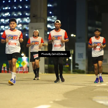 Runner Photo 4576465