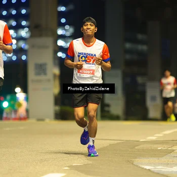 Runner Photo 4576524