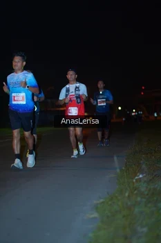 Runner Photo 4579377