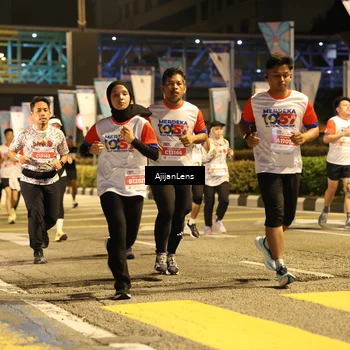 Runner Photo 4581185