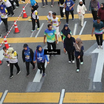 Runner Photo 4581253