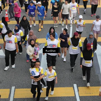 Runner Photo 4581609
