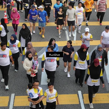 Runner Photo 4581709