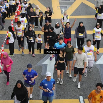 Runner Photo 4582246