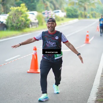 Runner Photo 4582347