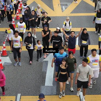 Runner Photo 4582388