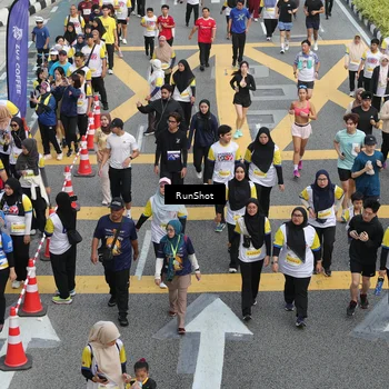 Runner Photo 4582723