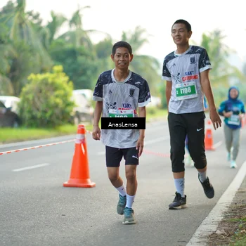 Runner Photo 4582757
