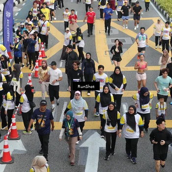 Runner Photo 4582850