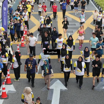 Runner Photo 4582881
