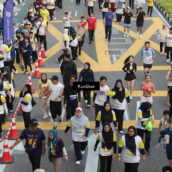 Runner Photo 4583087